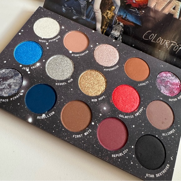 Star Wars eyeshadow palette - Picture 2 of 5